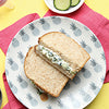 Sandwich de pepino con queso para untar